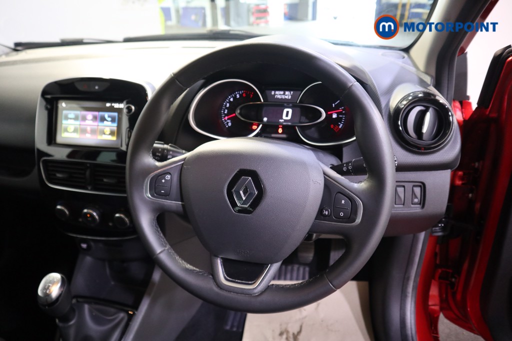 Renault Clio Iconic Manual Petrol Hatchback - Stock Number (1568275) - 2nd supplementary image