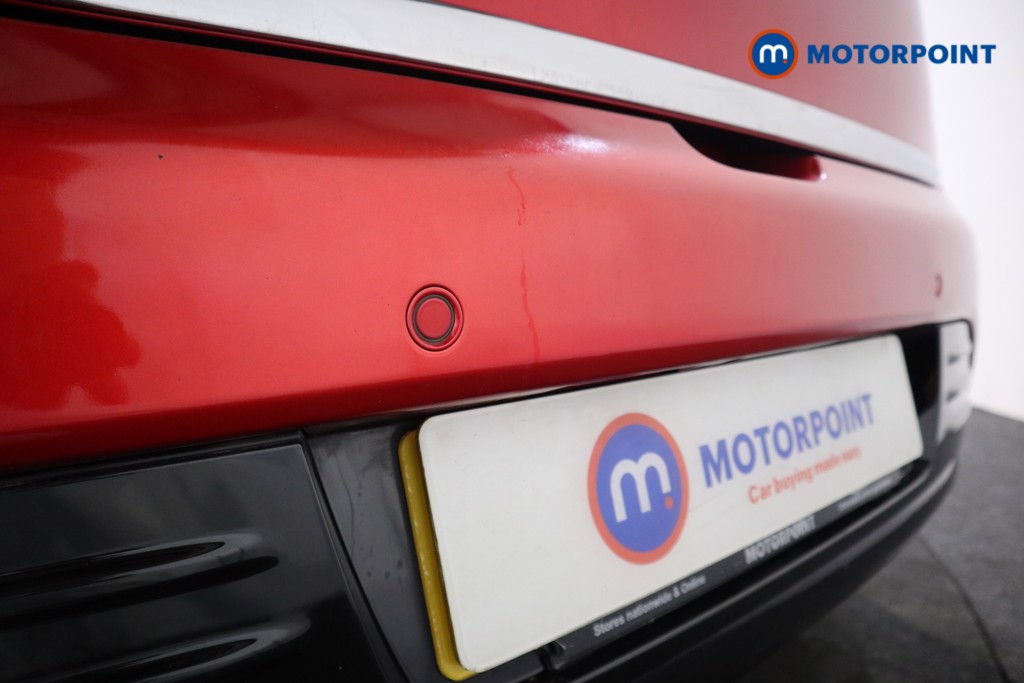 Renault Clio Iconic Manual Petrol Hatchback - Stock Number (1568275) - 17th supplementary image