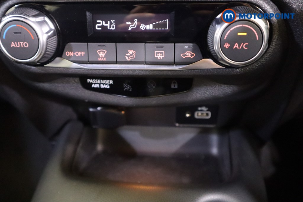 Nissan Juke N-Connecta Automatic Petrol SUV - Stock Number (1569820) - 21st supplementary image