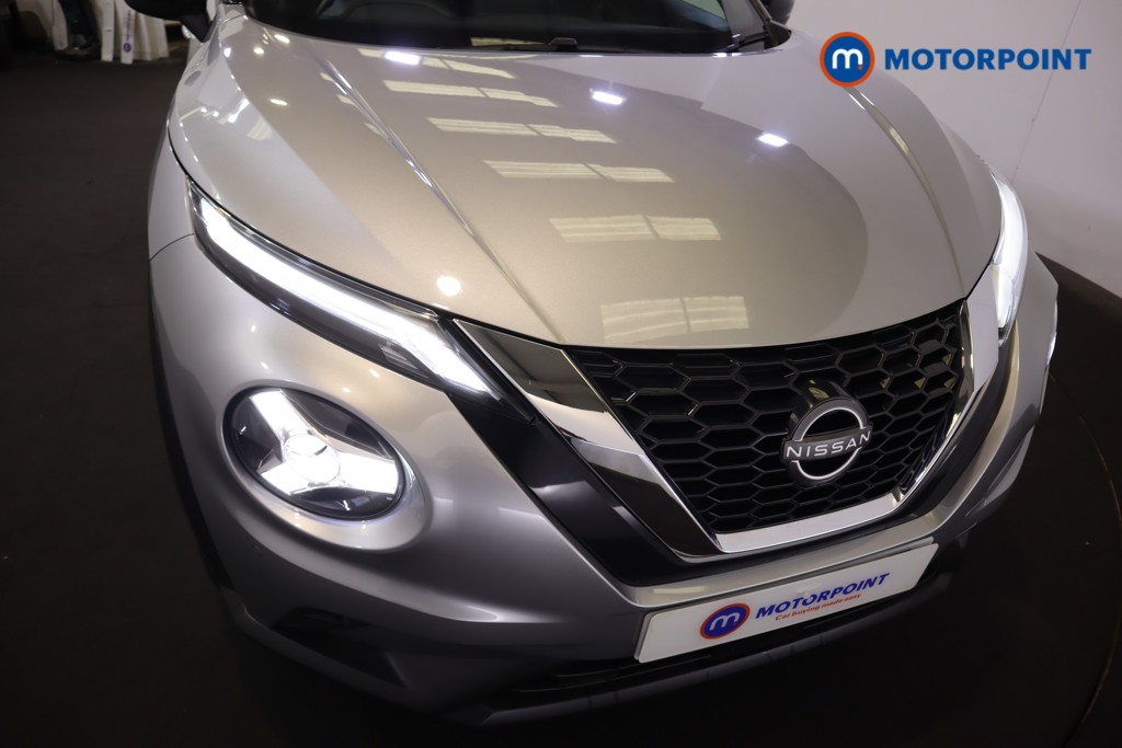 Nissan Juke N-Connecta Automatic Petrol SUV - Stock Number (1569820) - 33rd supplementary image
