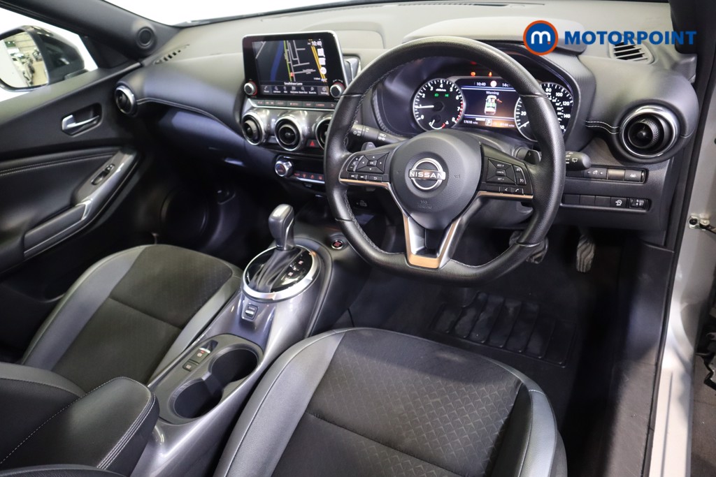 Nissan Juke N-Connecta Automatic Petrol SUV - Stock Number (1569820) - 1st supplementary image