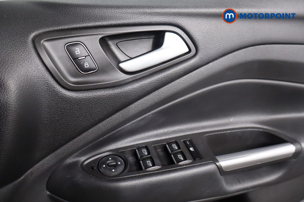 Ford Kuga St-Line Manual Diesel SUV - Stock Number (1570966) - 20th supplementary image