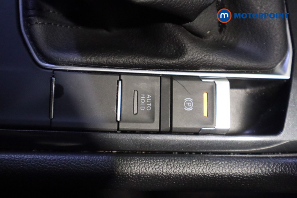 Volkswagen Tiguan Life Automatic Diesel SUV - Stock Number (1571624) - 21st supplementary image