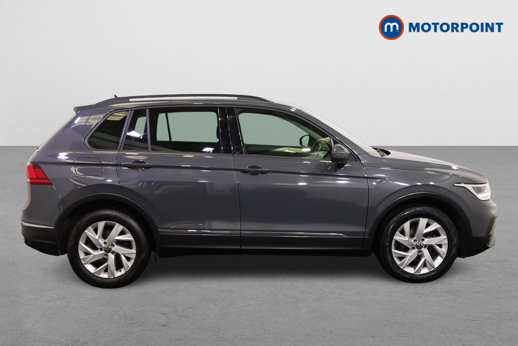 Volkswagen Tiguan Life Automatic Diesel SUV - Stock Number (1571624) - Drivers side