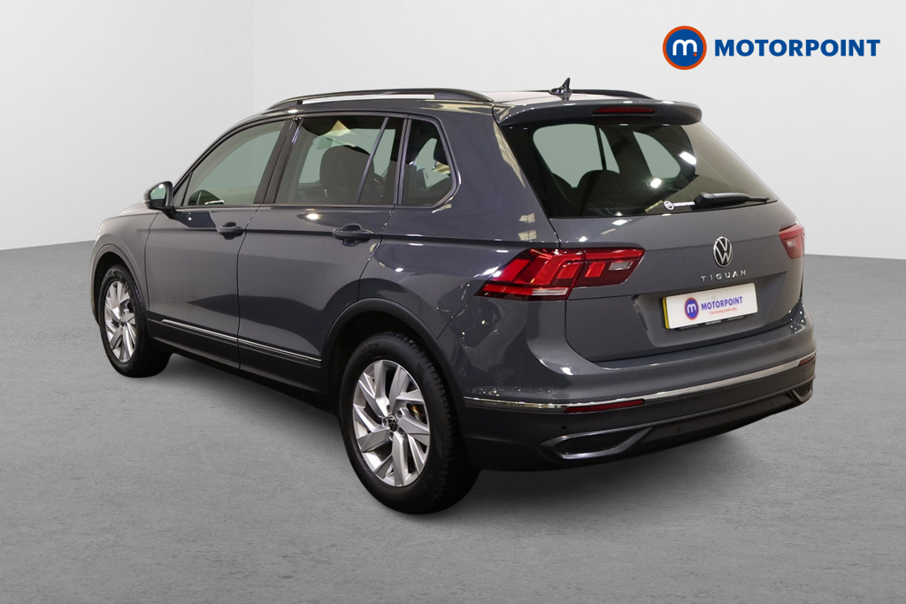 Volkswagen Tiguan Life Automatic Diesel SUV - Stock Number (1571624) - Passenger side rear corner