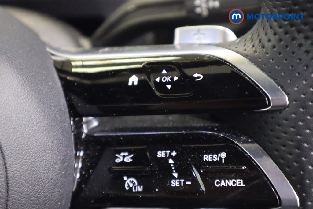 Mercedes-Benz CLA Amg Line Automatic Petrol Coupe - Stock Number (1571955) - 19th supplementary image