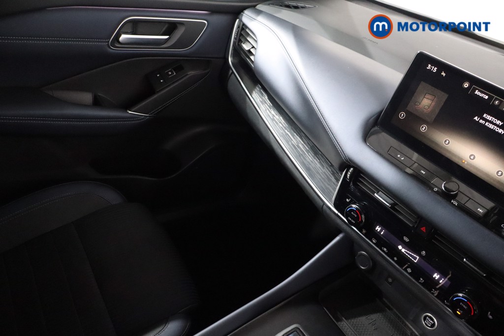 Nissan Qashqai Tekna Automatic Petrol SUV - Stock Number (1574486) - 16th supplementary image