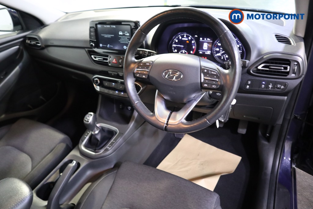 Hyundai I30 Se Connect Manual Petrol Hatchback - Stock Number (1574798) - 1st supplementary image