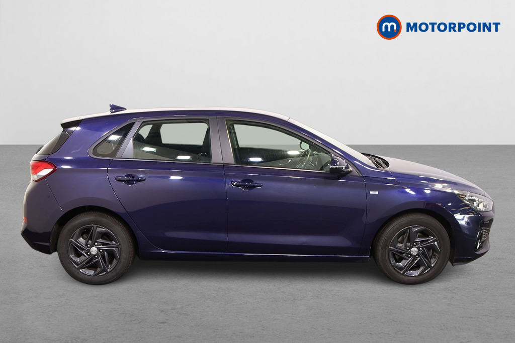 Hyundai I30 Se Connect Manual Petrol Hatchback - Stock Number (1574798) - Drivers side