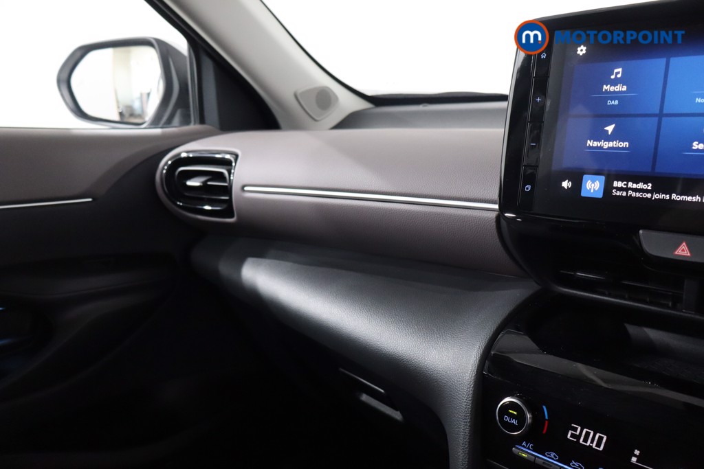 Toyota Yaris Cross Excel Automatic Petrol-Electric Hybrid Estate - Stock Number (1575787) - 18th supplementary image