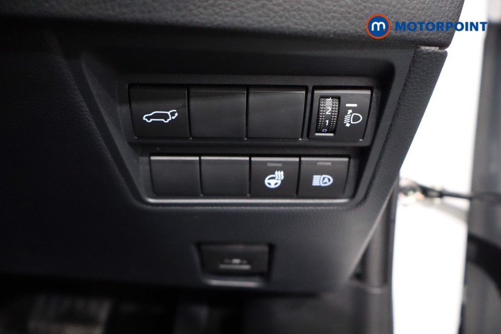 Toyota Yaris Cross Excel Automatic Petrol-Electric Hybrid Estate - Stock Number (1575787) - 19th supplementary image