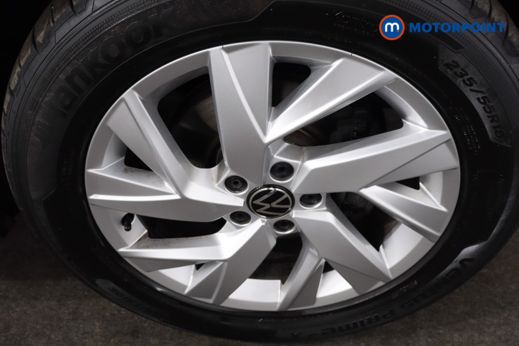 Volkswagen Tiguan Life Automatic Petrol SUV - Stock Number (1575841) - 10th supplementary image