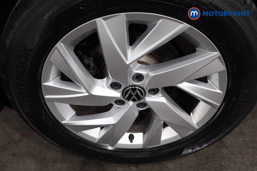 Volkswagen Tiguan Life Automatic Petrol SUV - Stock Number (1575841) - 12th supplementary image