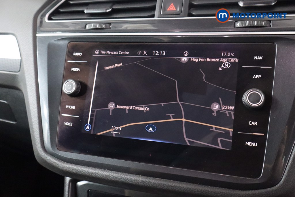 Volkswagen Tiguan Life Automatic Petrol SUV - Stock Number (1575841) - 13th supplementary image