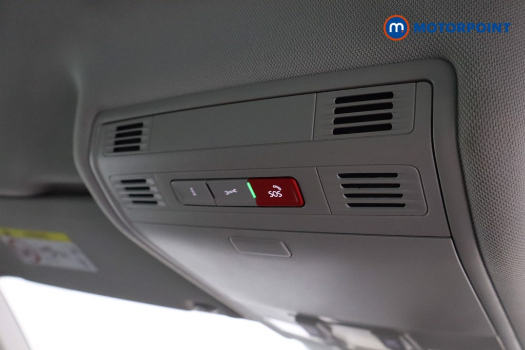 Volkswagen Tiguan Life Automatic Petrol SUV - Stock Number (1575841) - 21st supplementary image