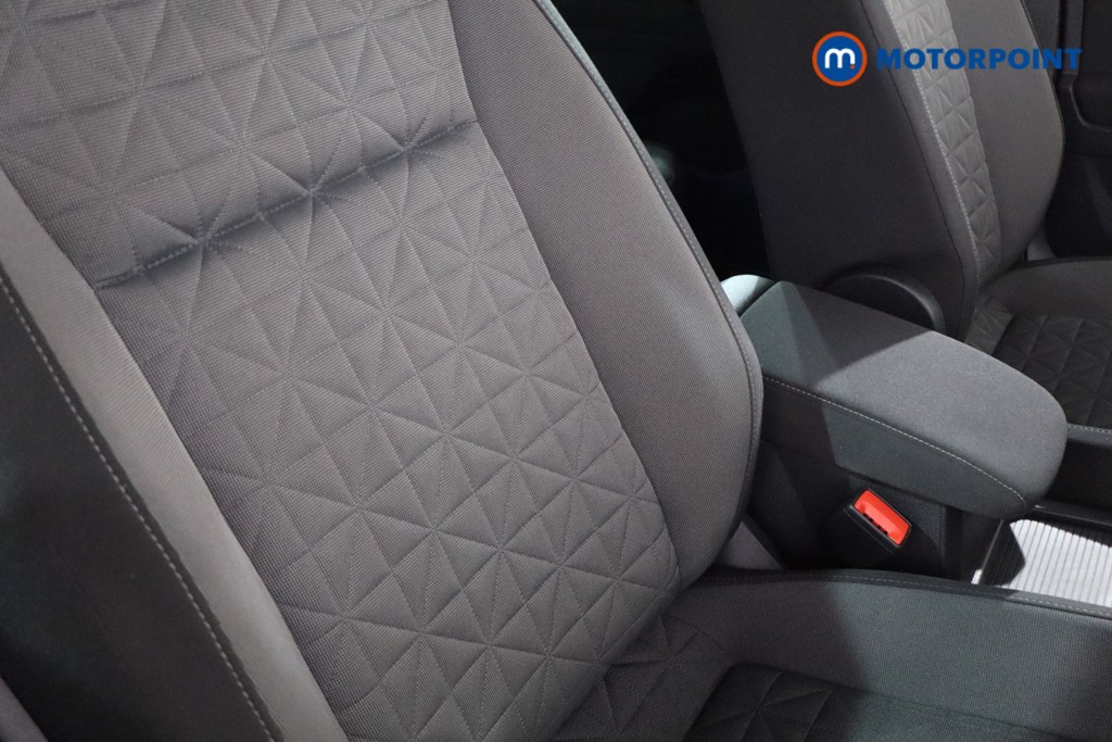 Volkswagen Tiguan Life Automatic Petrol SUV - Stock Number (1575841) - 24th supplementary image