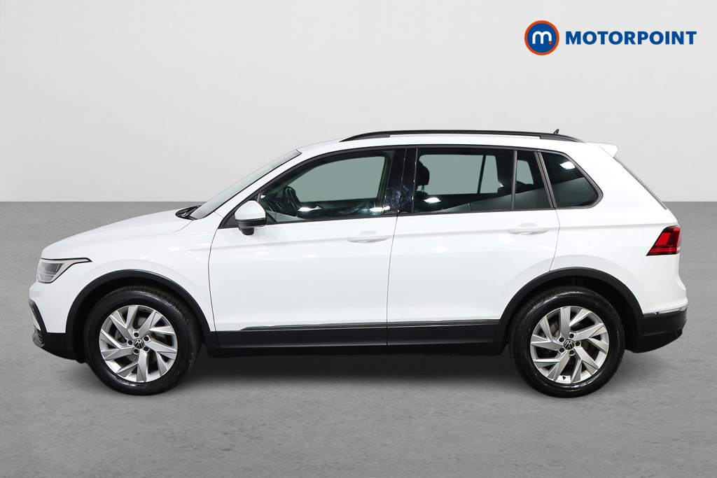 Volkswagen Tiguan Life Automatic Petrol SUV - Stock Number (1575841) - Passenger side