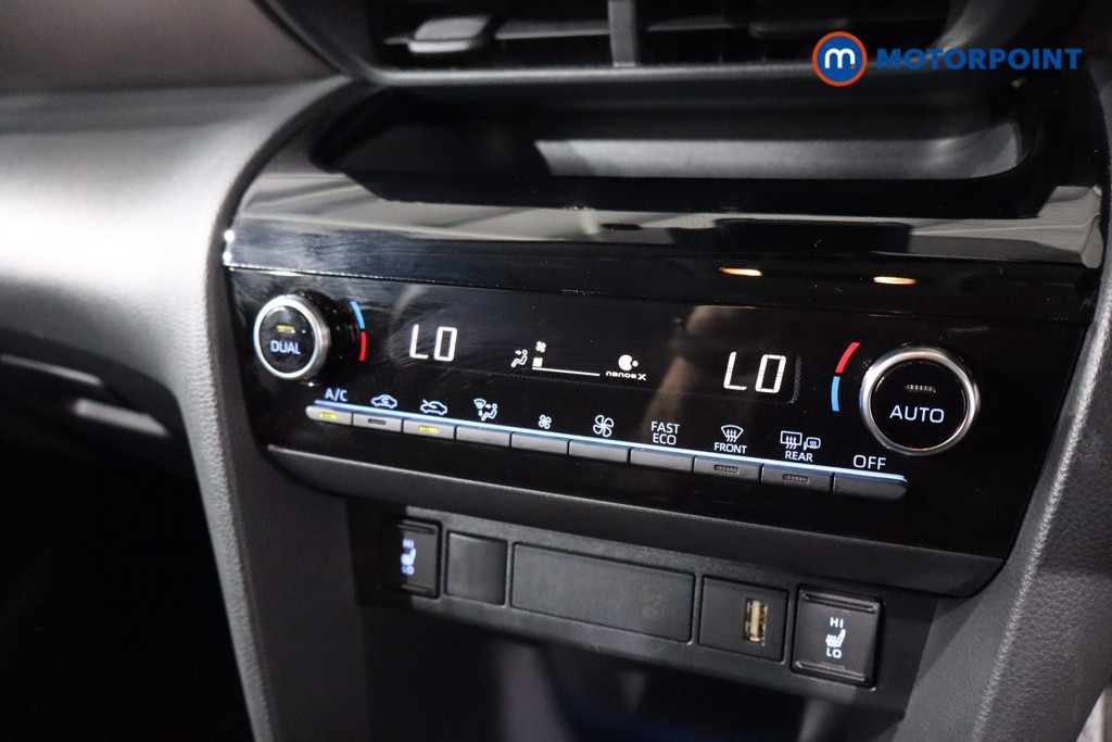 Toyota Yaris Cross Excel Automatic Petrol-Electric Hybrid Estate - Stock Number (1575861) - 14th supplementary image