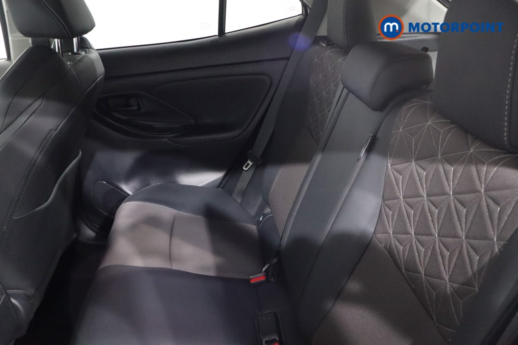 Toyota Yaris Cross Excel Automatic Petrol-Electric Hybrid Estate - Stock Number (1575938) - 5th supplementary image