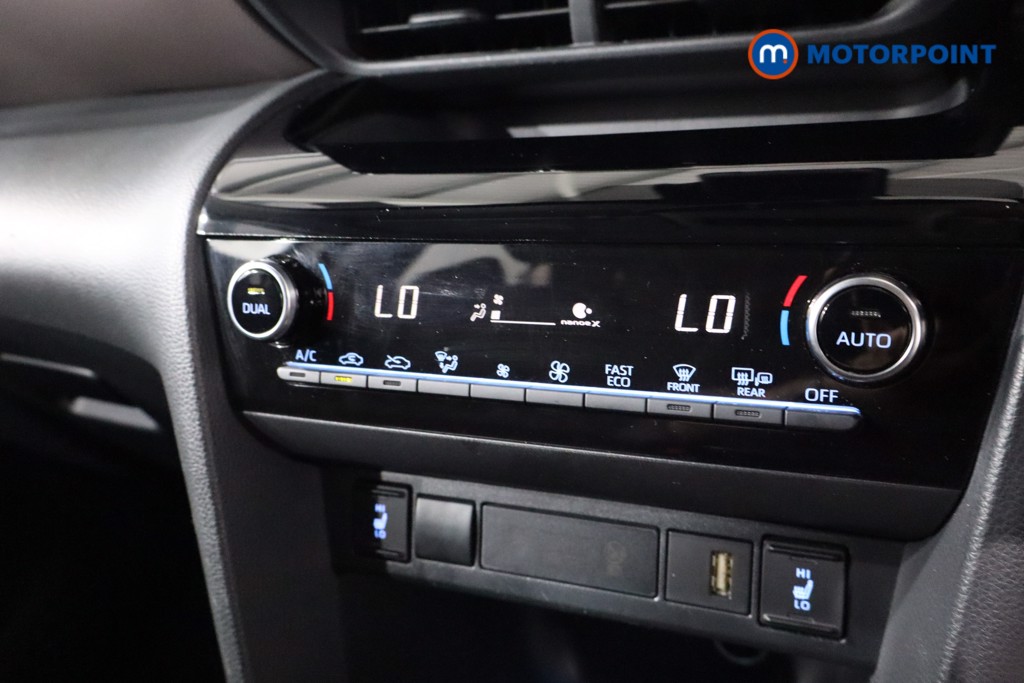 Toyota Yaris Cross Excel Automatic Petrol-Electric Hybrid Estate - Stock Number (1575938) - 13th supplementary image