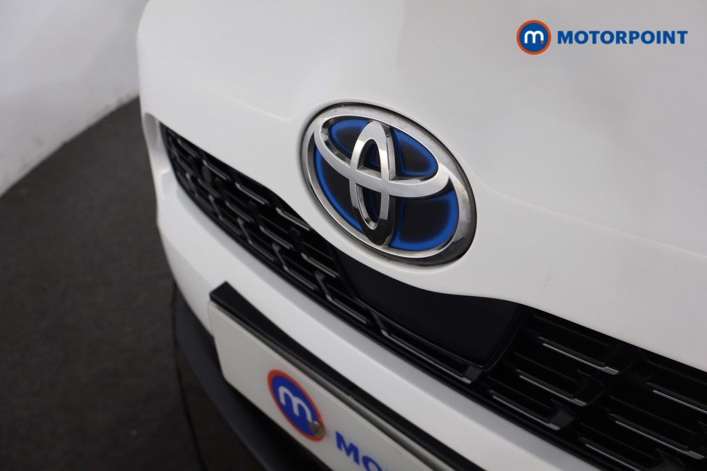 Toyota Yaris Cross Excel Automatic Petrol-Electric Hybrid Estate - Stock Number (1575938) - 26th supplementary image