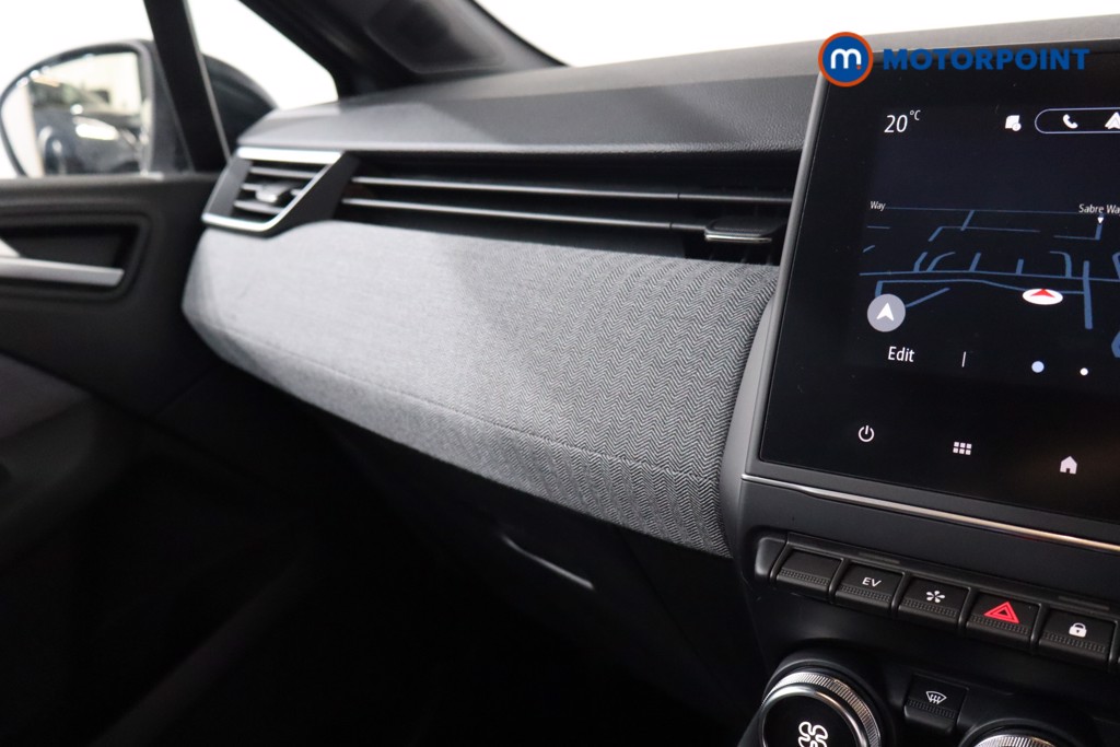 Renault Clio Techno Automatic Petrol-Electric Hybrid Hatchback - Stock Number (1575947) - 17th supplementary image