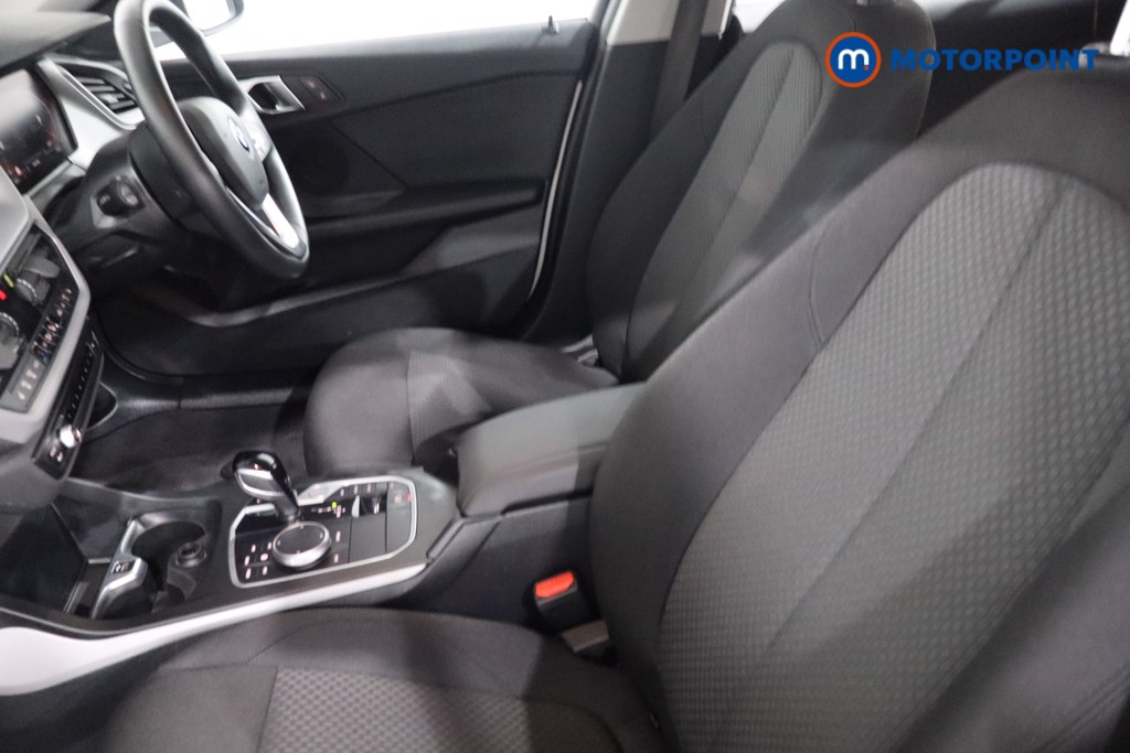 BMW 1 Series SE Automatic Petrol Hatchback - Stock Number (1565794) - 4th supplementary image
