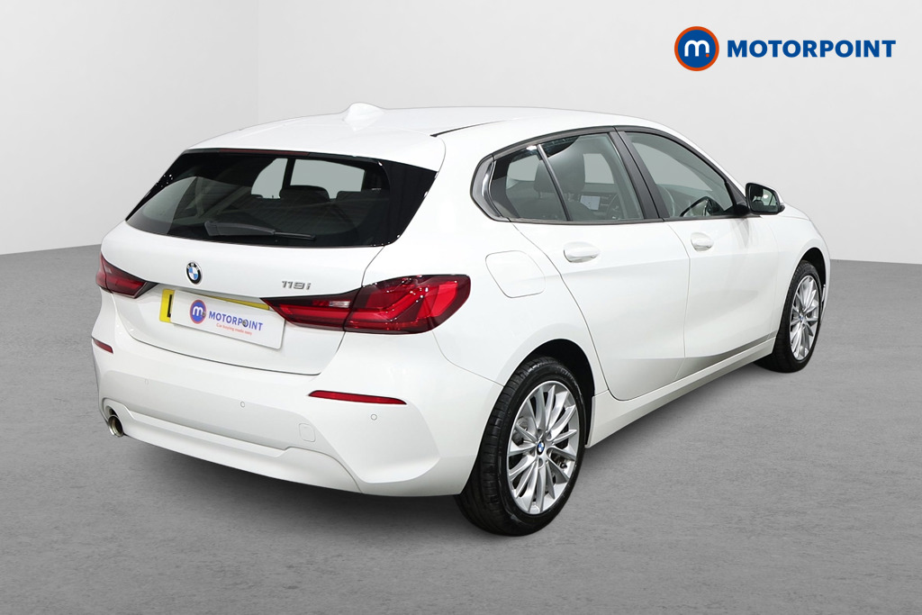 BMW 1 Series SE Automatic Petrol Hatchback - Stock Number (1565794) - Drivers side rear corner