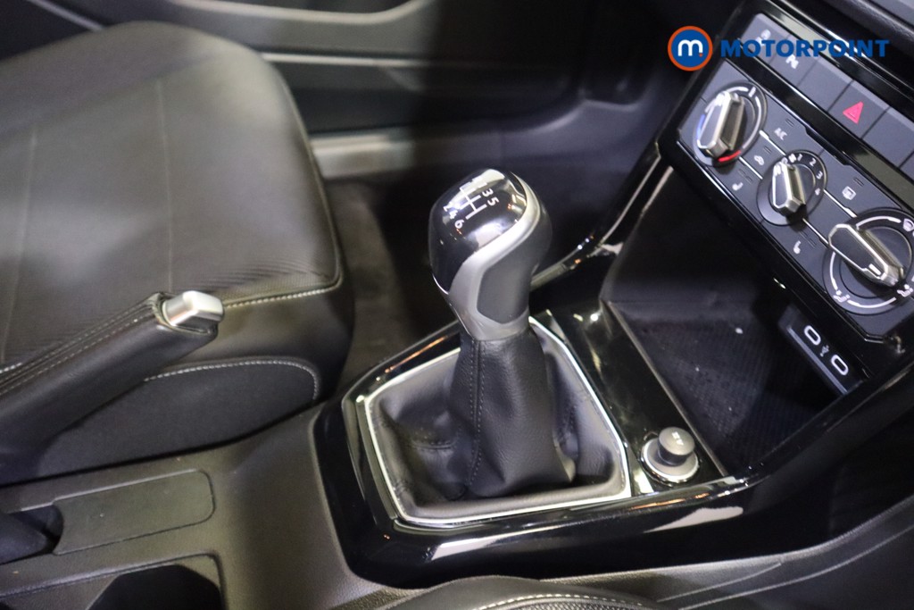 Volkswagen T-Cross Black Edition Manual Petrol SUV - Stock Number (1566877) - 5th supplementary image