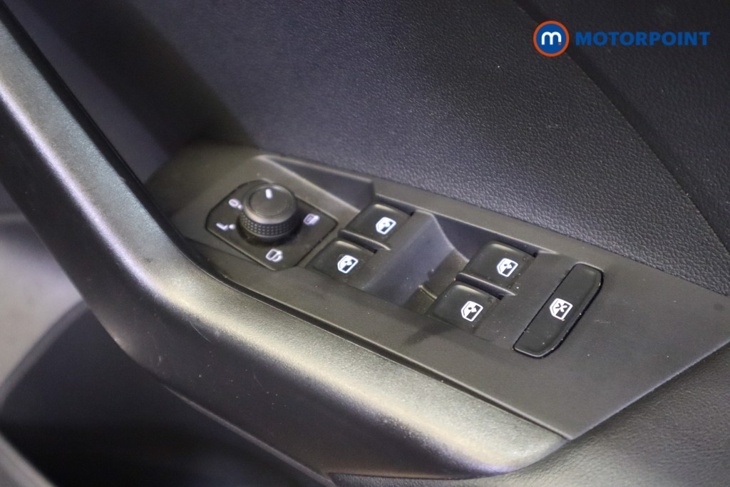 Volkswagen T-Cross Black Edition Manual Petrol SUV - Stock Number (1566877) - 15th supplementary image