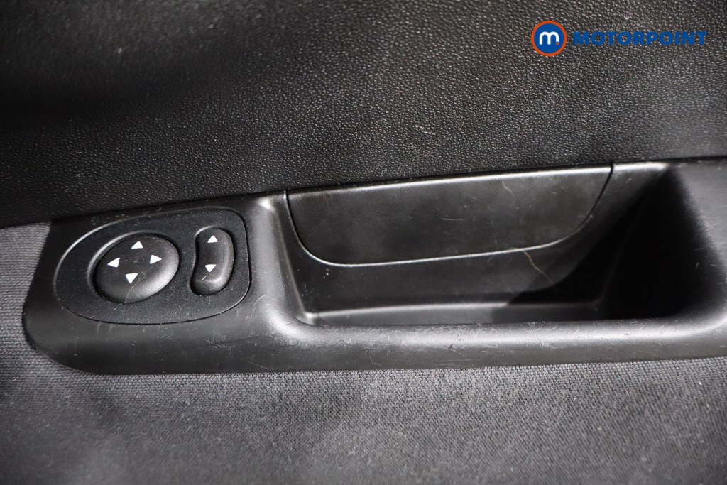 Fiat 500 1.0 Mild Hybrid 3Dr Manual Petrol-Electric Hybrid Hatchback - Stock Number (1568178) - 24th supplementary image