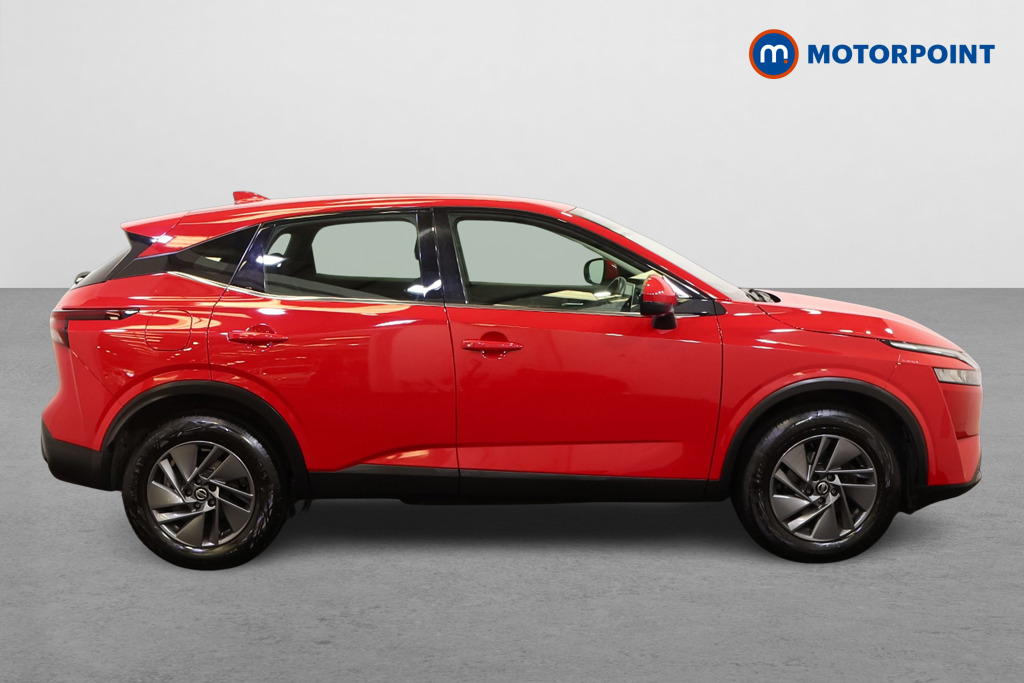 Nissan Qashqai Acenta Premium Manual Petrol SUV - Stock Number (1572104) - Drivers side
