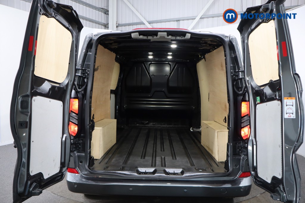 Ford Transit Custom Limited Manual Diesel Panel Van - Stock Number (1572767) - 29th supplementary image