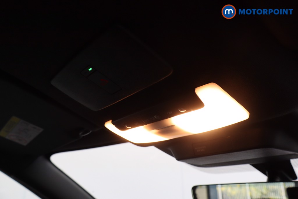 Nissan Juke N-Connecta Manual Petrol SUV - Stock Number (1572826) - 14th supplementary image