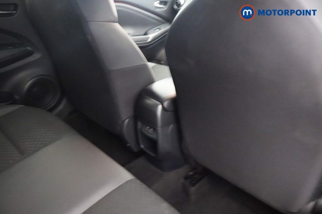 Nissan Juke N-Connecta Manual Petrol SUV - Stock Number (1572826) - 21st supplementary image