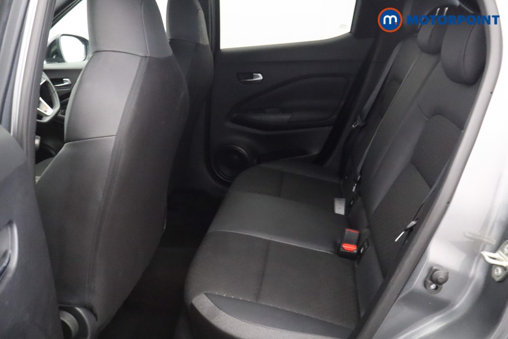 Nissan Juke N-Connecta Manual Petrol SUV - Stock Number (1572826) - 24th supplementary image