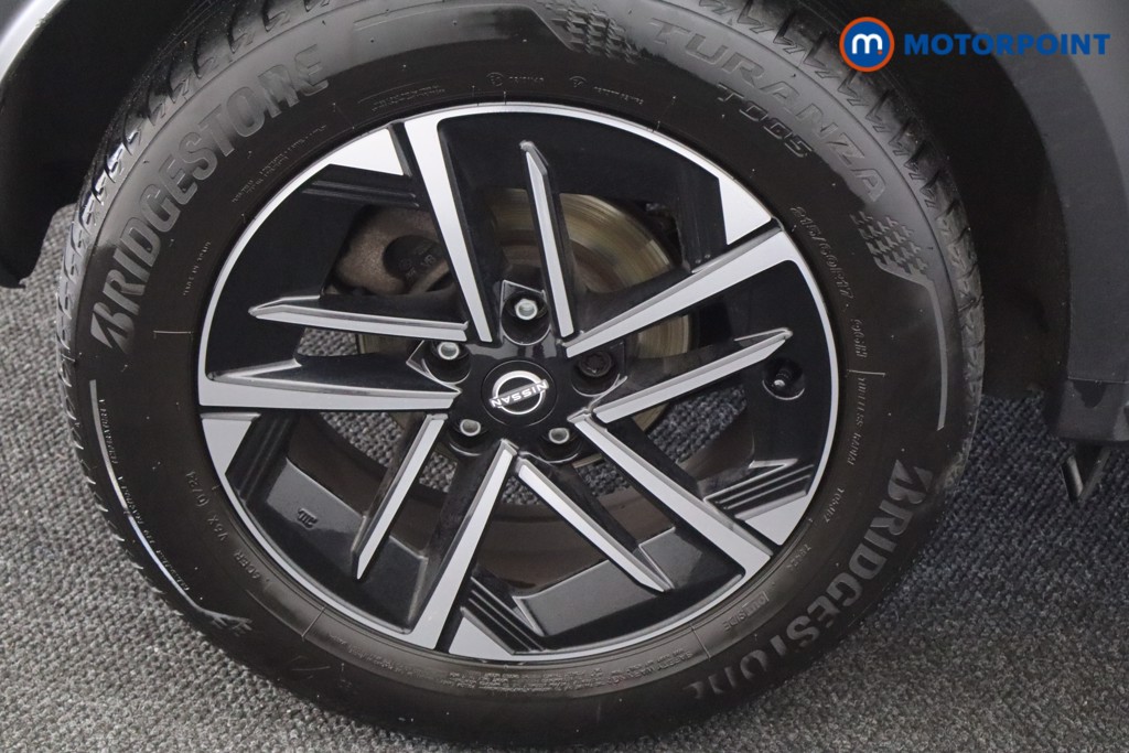 Nissan Juke N-Connecta Manual Petrol SUV - Stock Number (1572826) - 28th supplementary image