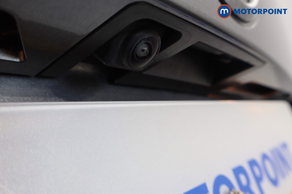 Nissan Juke N-Connecta Manual Petrol SUV - Stock Number (1572826) - 34th supplementary image