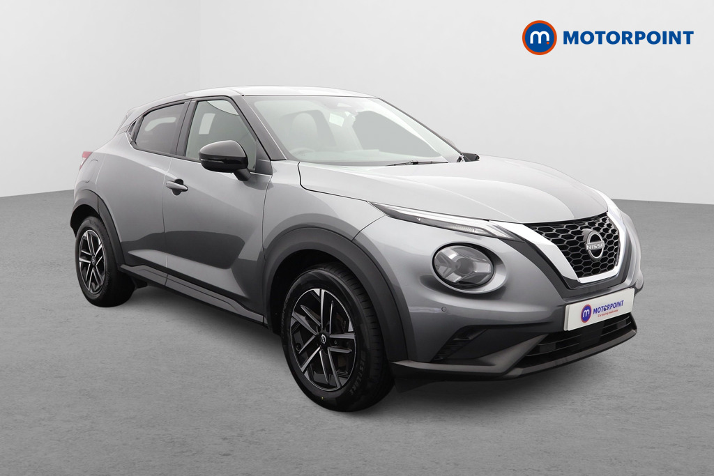 Nissan Juke N-Connecta Manual Petrol SUV - Stock Number (1572826) - Drivers side front corner