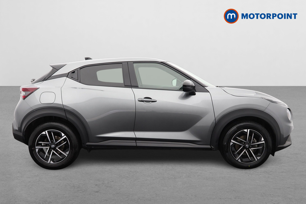 Nissan Juke N-Connecta Manual Petrol SUV - Stock Number (1572826) - Drivers side