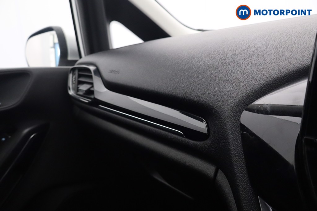 Ford Fiesta Titanium Manual Petrol Hatchback - Stock Number (1572838) - 13th supplementary image