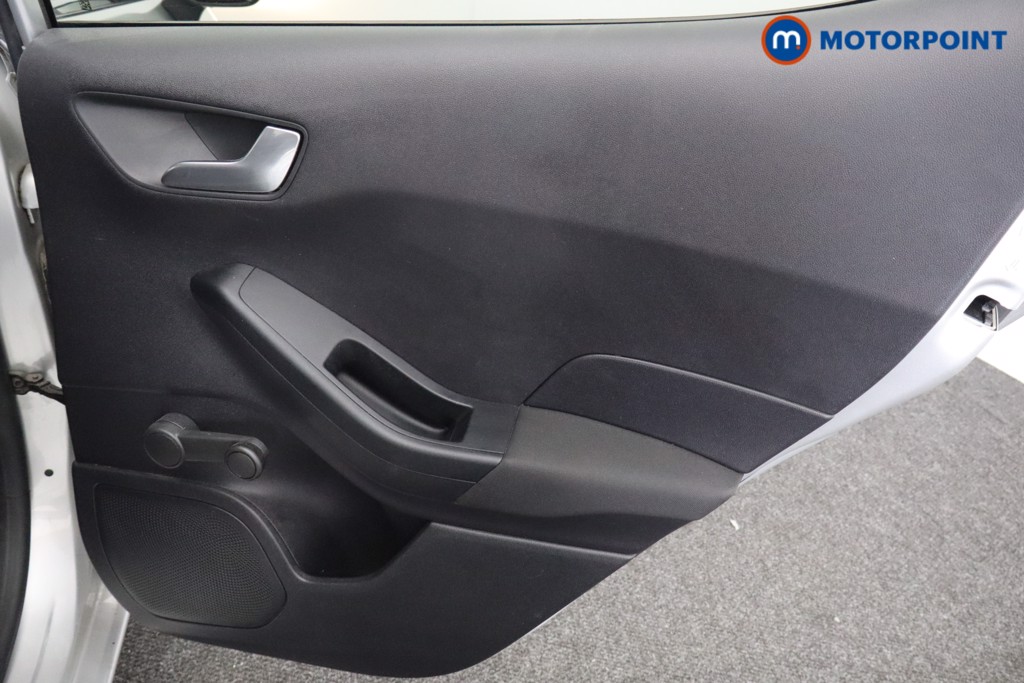 Ford Fiesta Titanium Manual Petrol Hatchback - Stock Number (1572838) - 20th supplementary image