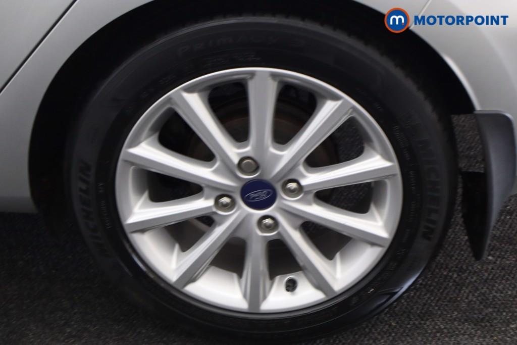 Ford Fiesta Titanium Manual Petrol Hatchback - Stock Number (1572838) - 25th supplementary image