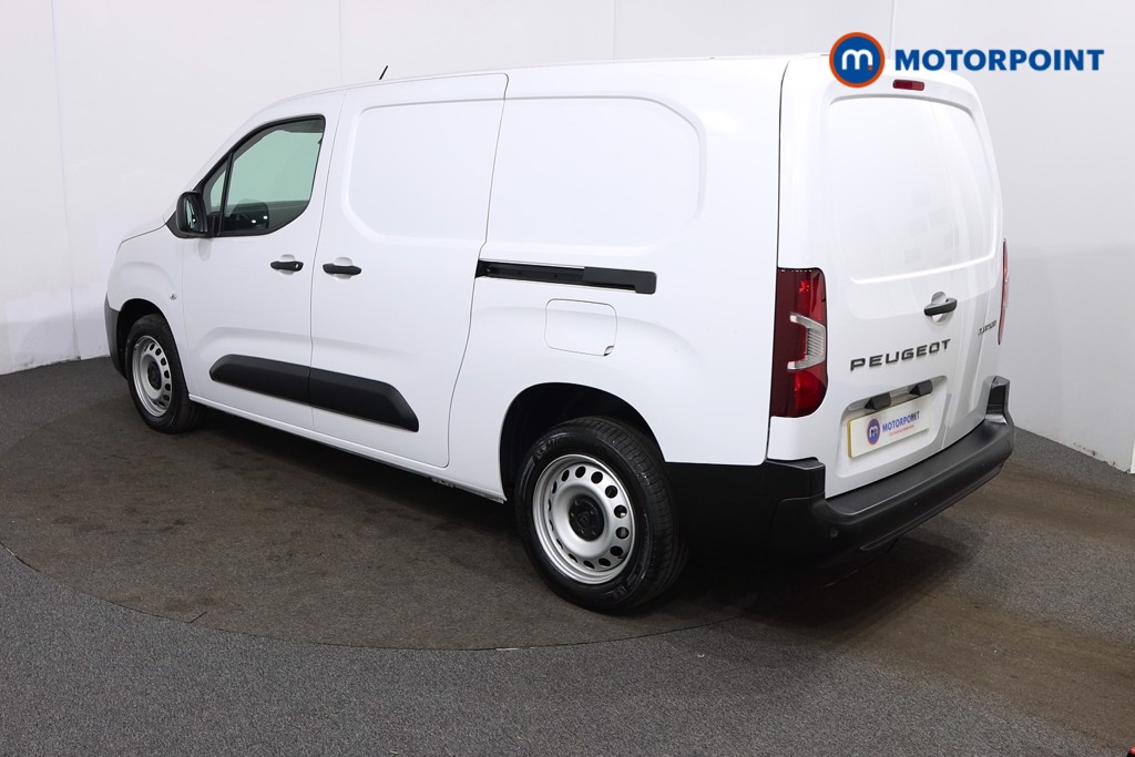 Peugeot Partner Professional Manual Diesel Panel Van - Stock Number (1573538) - Passenger side rear corner