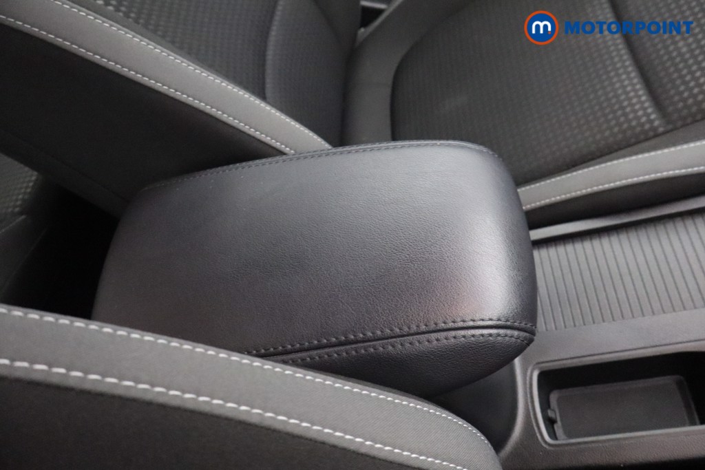 Ford Focus Trend Manual Petrol Hatchback - Stock Number (1573876) - 7th supplementary image