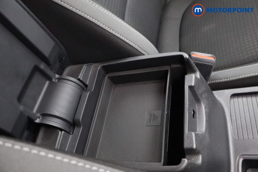 Ford Focus Trend Manual Petrol Hatchback - Stock Number (1573876) - 8th supplementary image