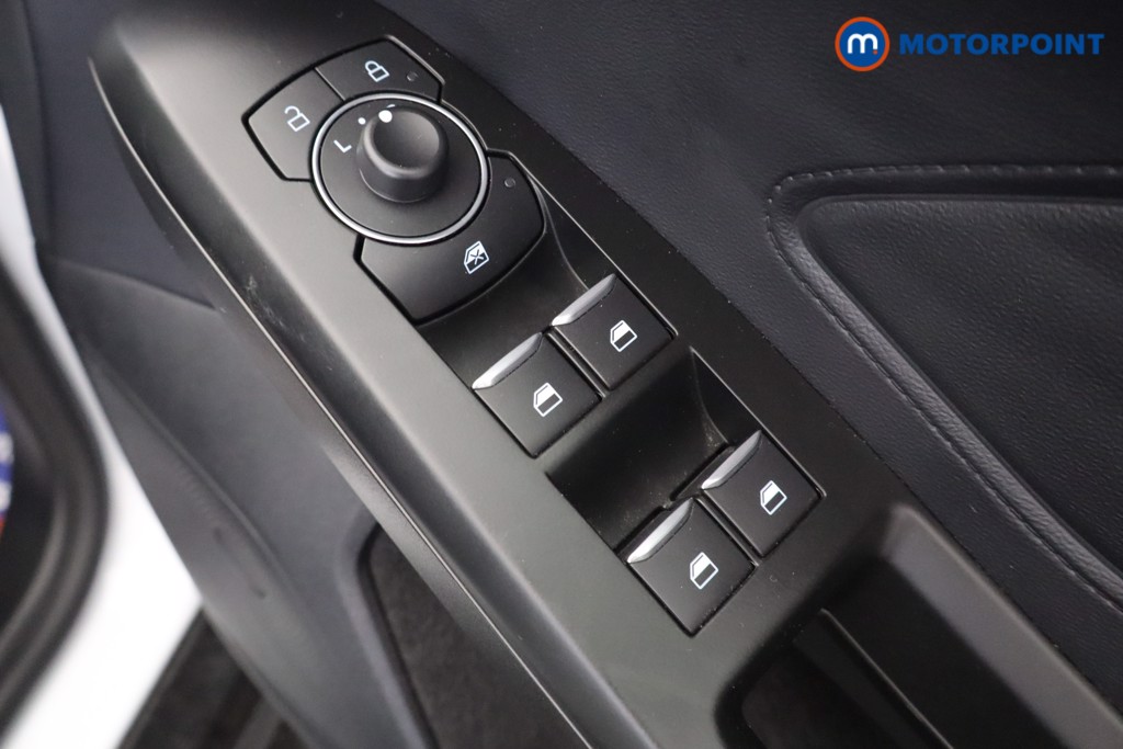 Ford Focus Trend Manual Petrol Hatchback - Stock Number (1573876) - 18th supplementary image