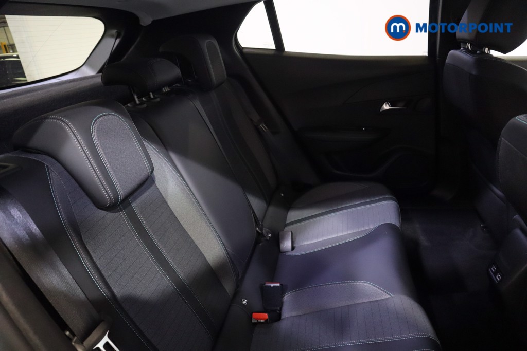 Peugeot 2008 Allure Premium Manual Petrol SUV - Stock Number (1573930) - 7th supplementary image