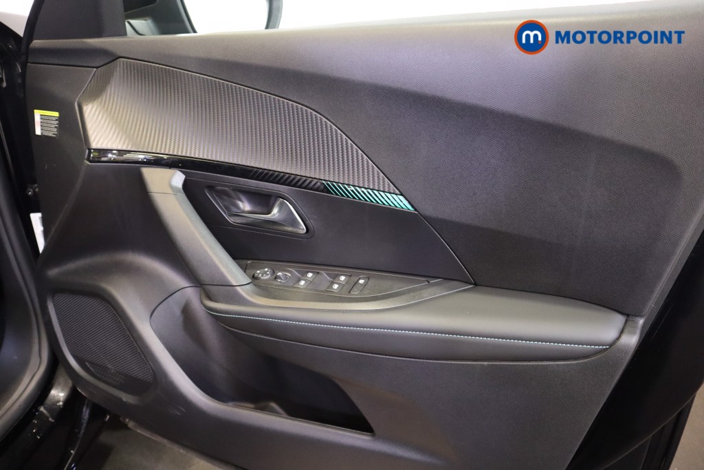 Peugeot 2008 Allure Premium Manual Petrol SUV - Stock Number (1573930) - 13th supplementary image