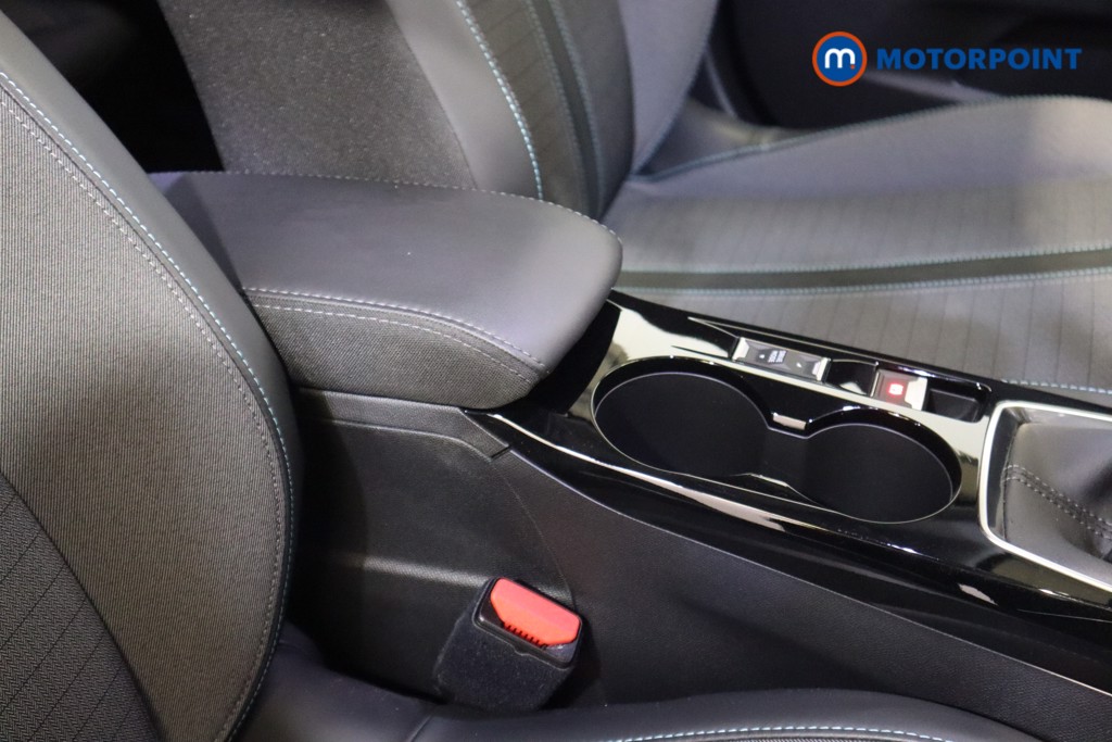Peugeot 2008 Allure Premium Manual Petrol SUV - Stock Number (1573930) - 21st supplementary image